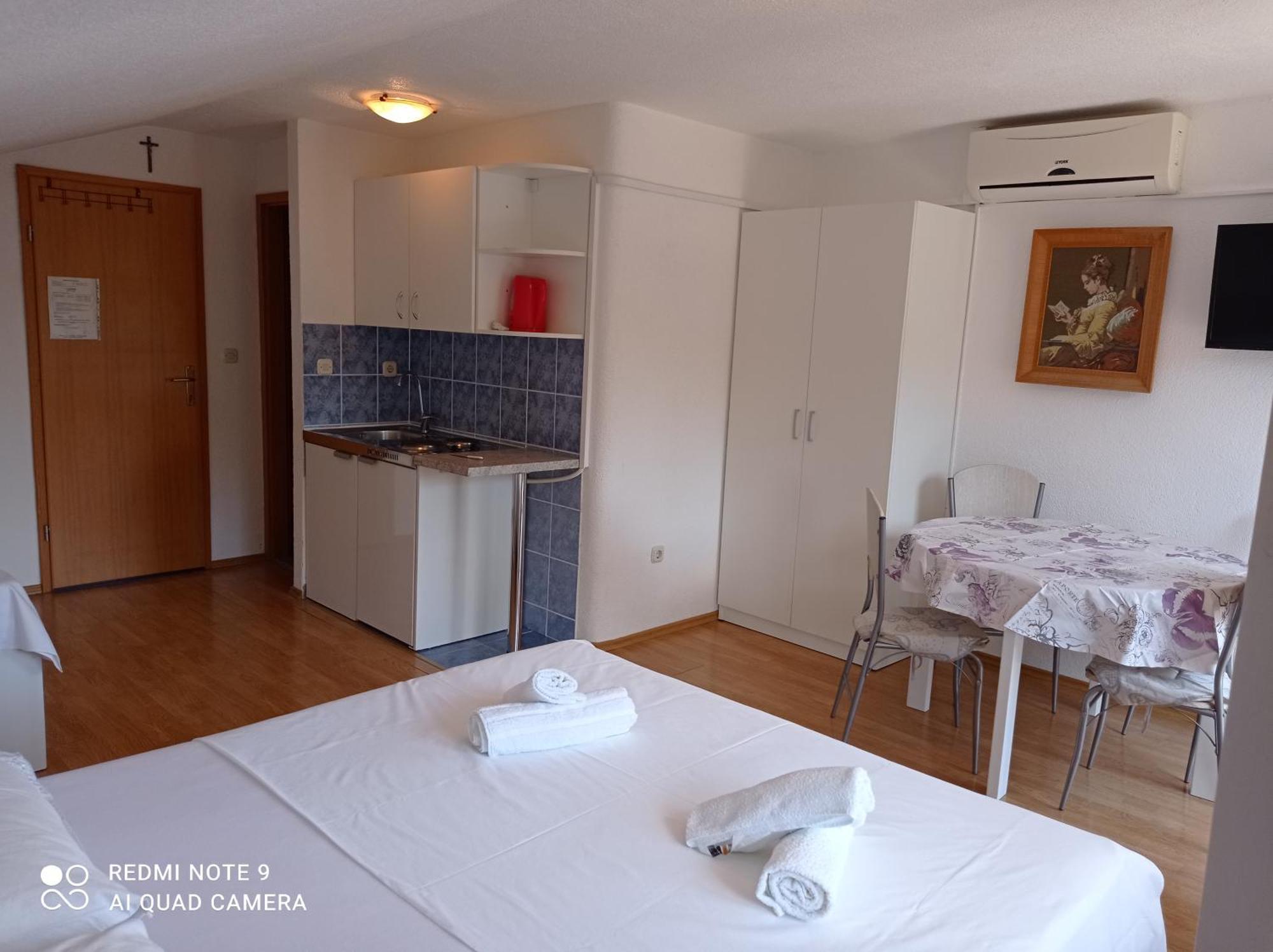 Apartments Mihovil Omiš Rom bilde